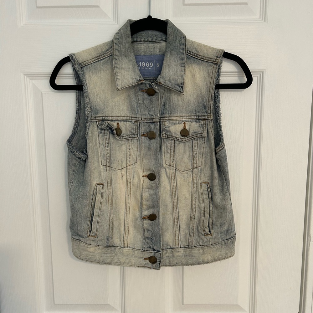 Gap Jean Vest